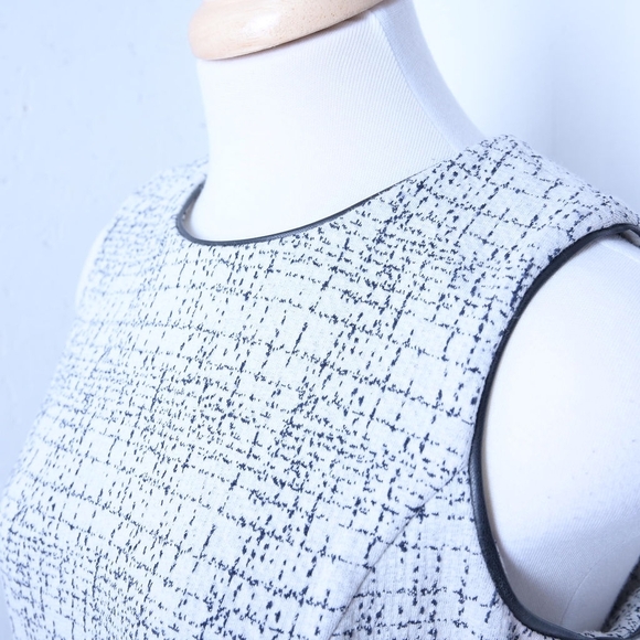 DKNY | Off white and black speckled pattern sleevless office dress - Picture 4 of 10